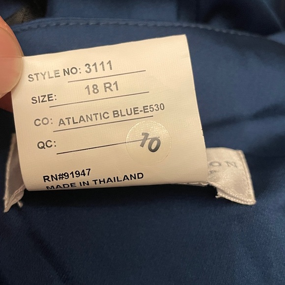 New Dessy Collection ONE SHOULDER DRAPED TWIST EMPIRE WAIST TRUMPET GOWN 18 R1 - Picture 5 of 6